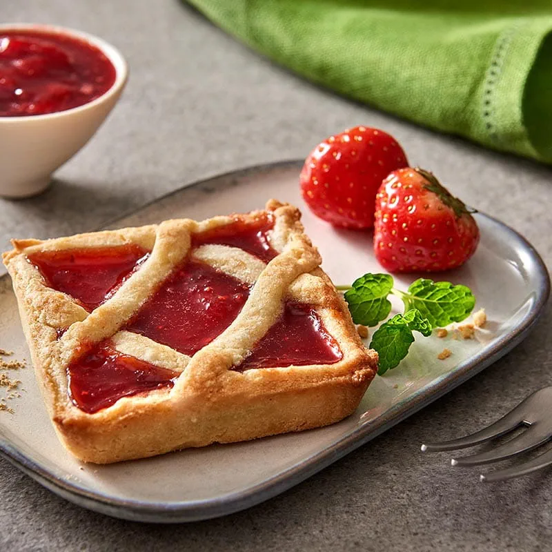 Crostatine con composta di fragole e zenzero