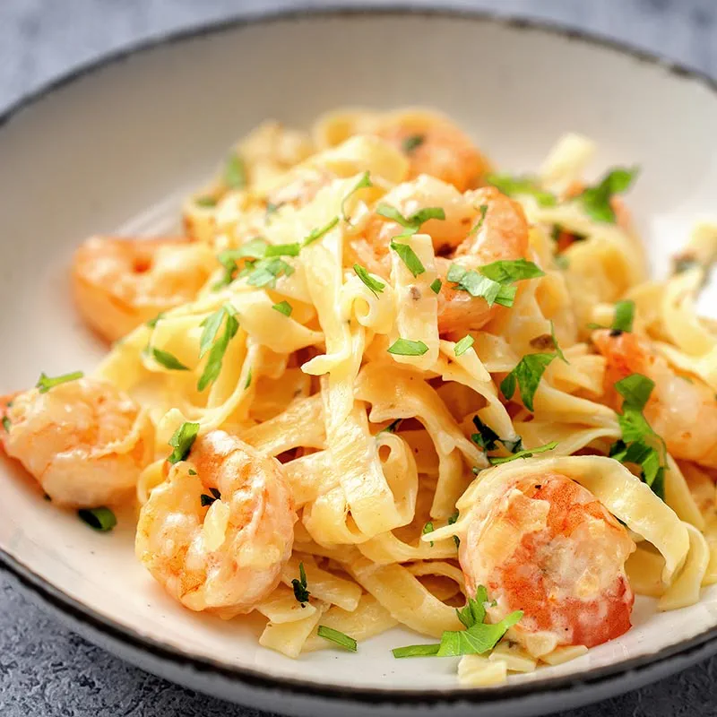 TAGLIATELLE CON GAMBERETTI E ORIGANO