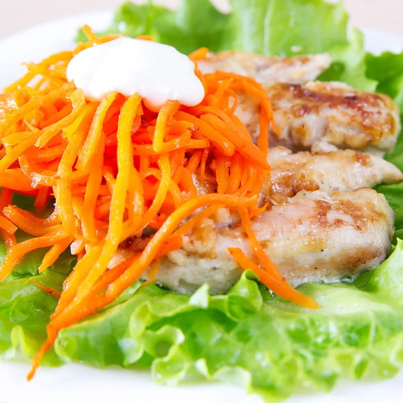 Салат з моркви по-корейськи та курки