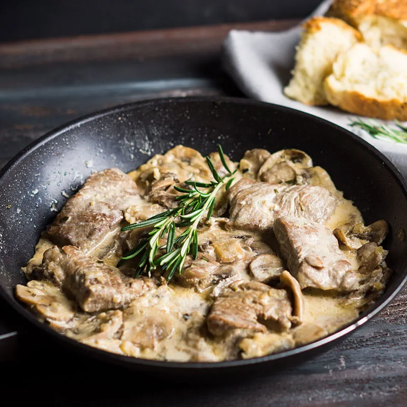 Porco salteado à Italiana