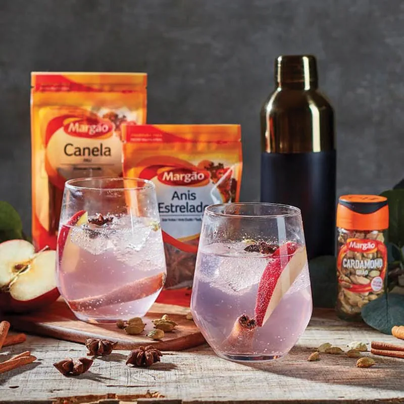 GIN COM MAÇÃ E ESPECIARIAS