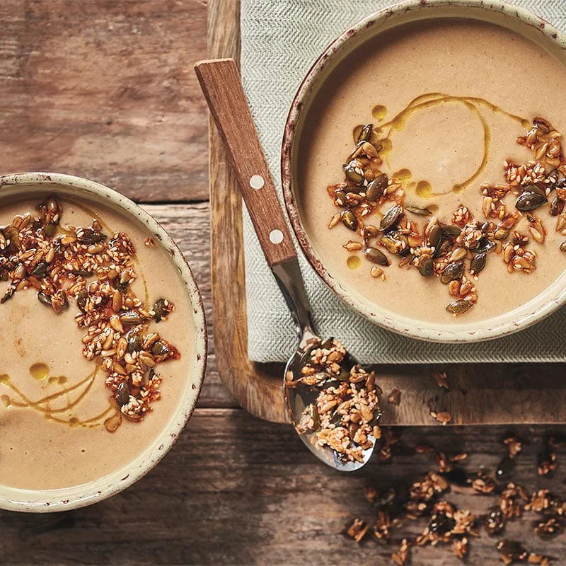 SOPA DE COUVE FLOR E ERVAS