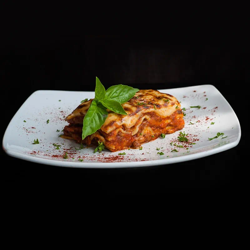 Lasagnes à la sauce bolognaise au piment, au  thym et à l’origan