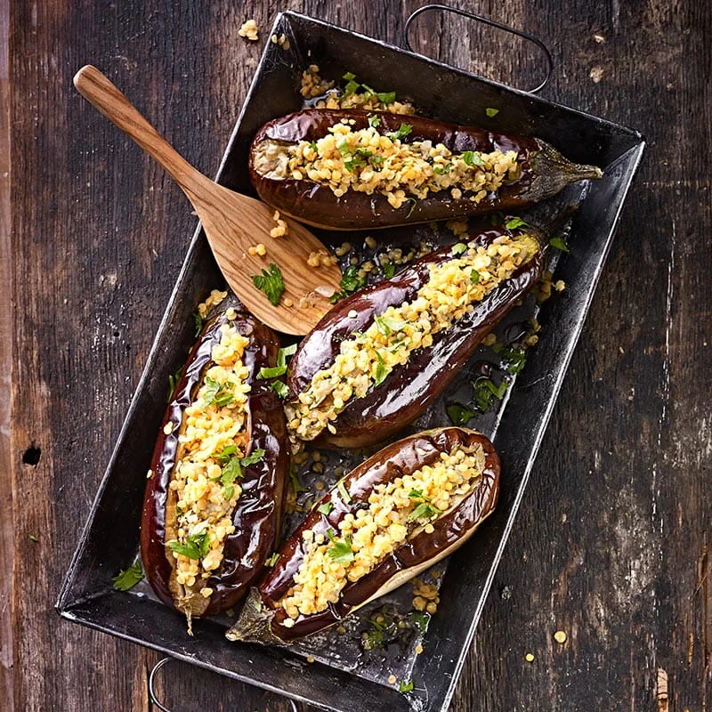 Aubergines farcies aux lentilles jaunes