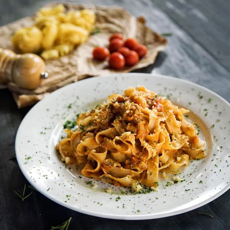 Tagliatelles bolognaises chili et thym