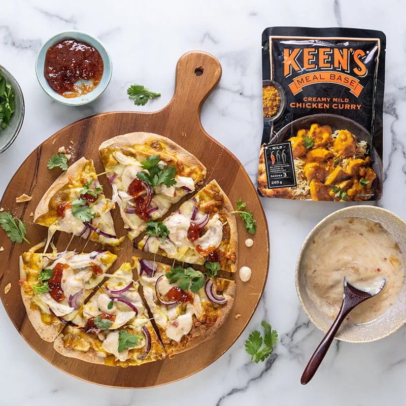Chicken Curry Crispy Pizza Chicken Curry Crispy Pizza