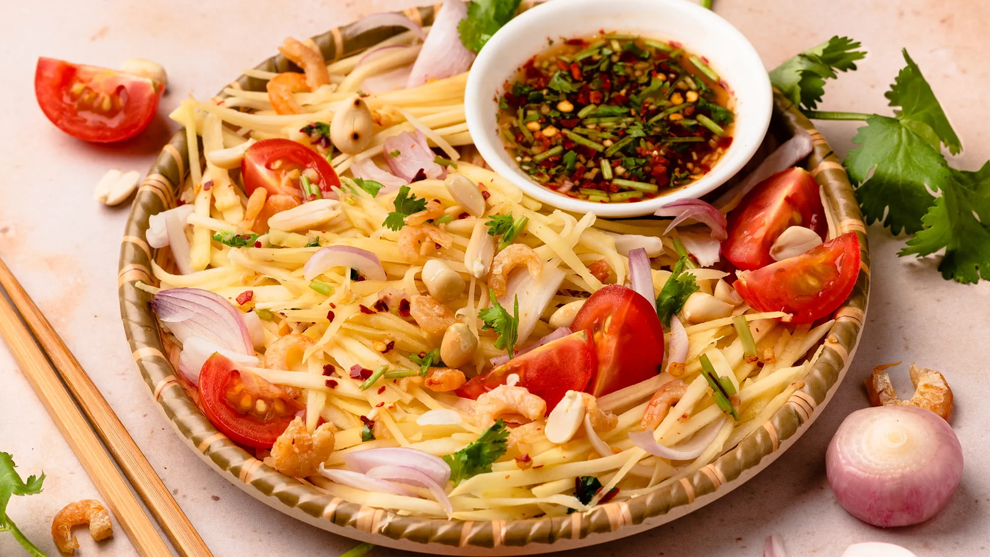 THAI MANGO SALAD