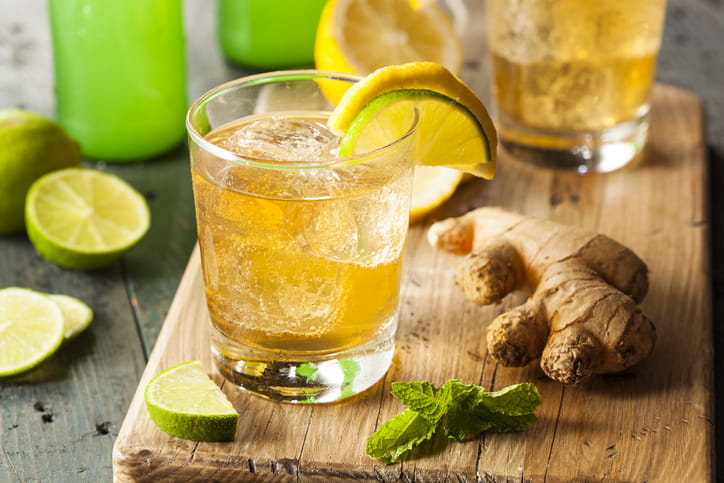 whiskey-soda-ginger-mint