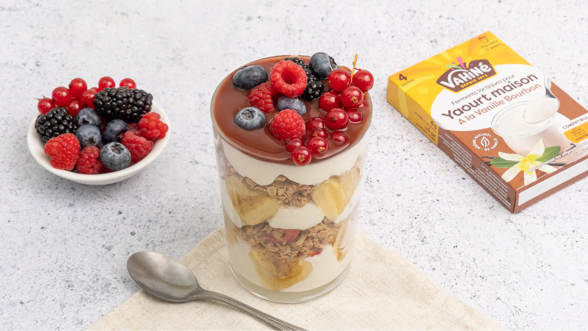 Yaourt Maison à la Vanille Bourbon et son Granola