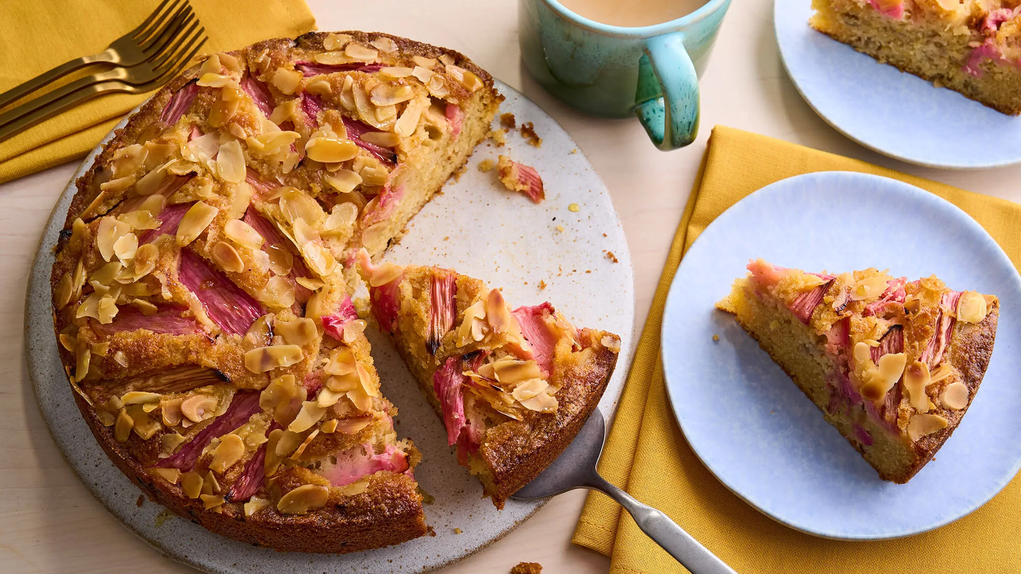 Gâteau Rhubarbe aux Amandes