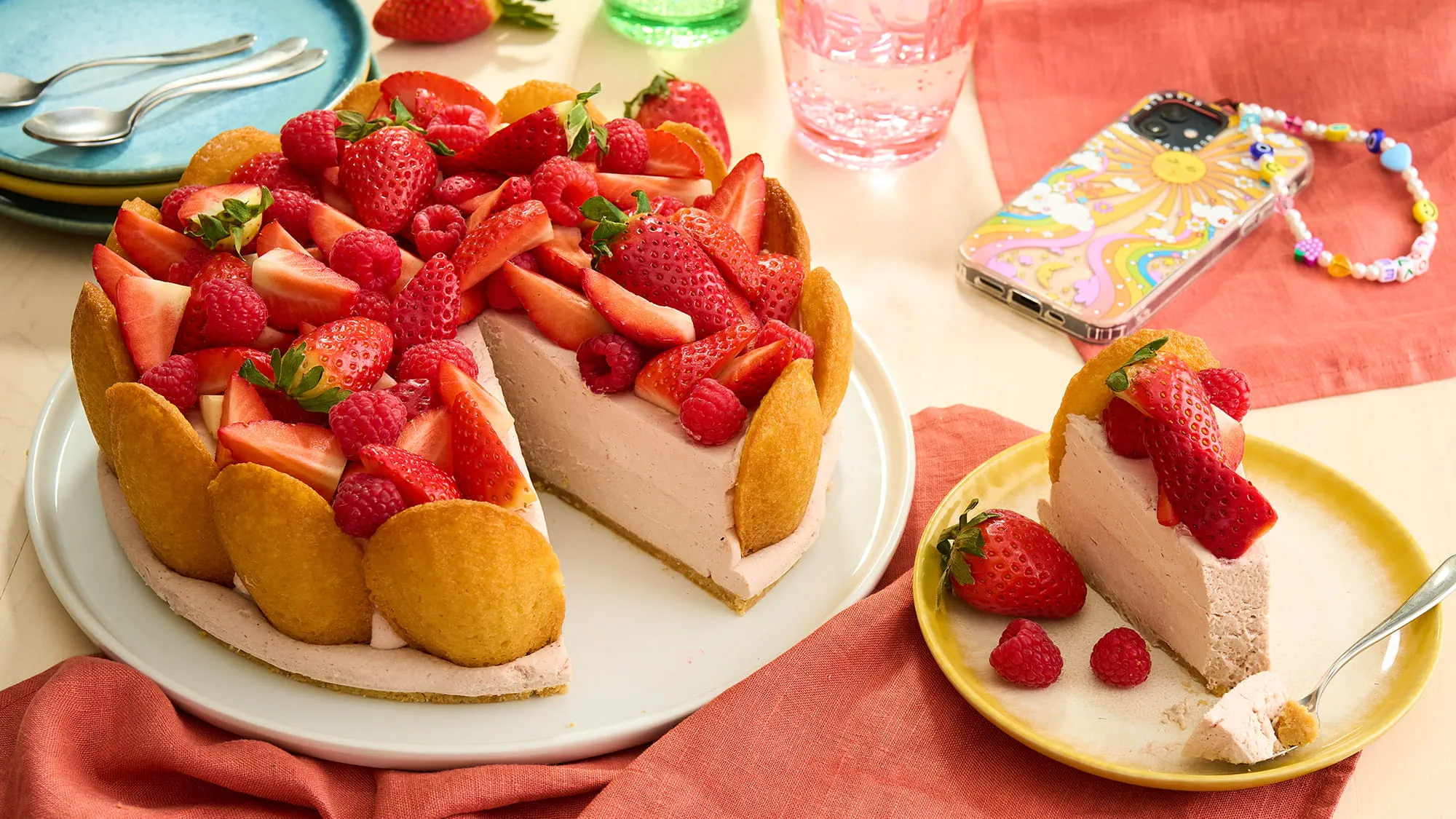 Charlotte aux Fraises et aux Madeleines